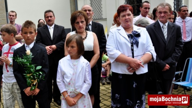 Pielgrzymka Tarnowska: ślub bocheńskich pielgrzymów w Okulicach, 18.08.2011