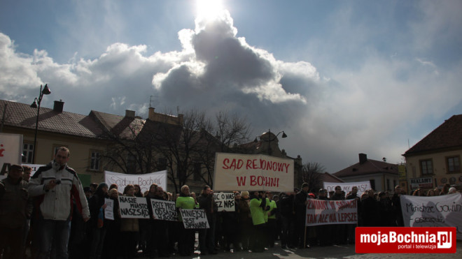 Wiec w obronie Sądu Rejonowego w Bochni, 27 II 2012