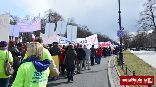 Manifestacja w Warszawie ws. Sądu Rejonowego w Bochni, 30 III 2012