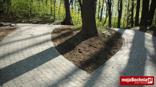 Rewitalizacja Parku Uzbornia z opóźnieniem, 26 IV 2012