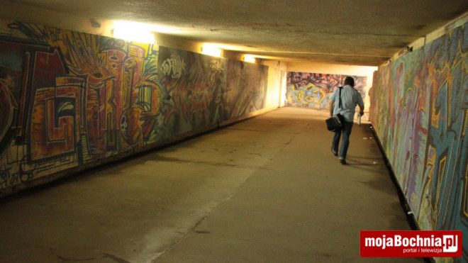 Otoczenie dworca kolejowego w Bochni, maj 2012