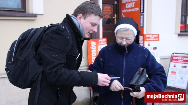 Młodzież z II LO promuje transplantacje, 6 II 2013