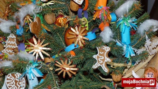 Siedlec: otwarto wystawę bożonarodzeniową