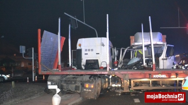 Zderzenie TIR-ów w Targowisku