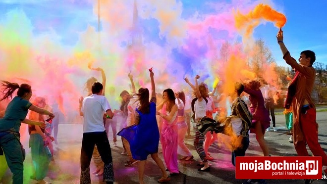 HOLI i Pierwszy Dzień Wiosny w II LO