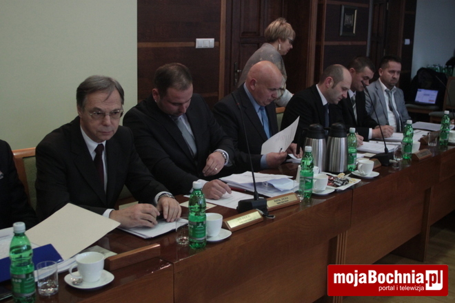 Pierwsza sesja rady miejskiej nowej kadencji, 1 XII 2014