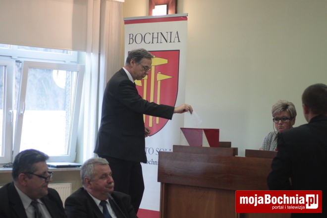 Pierwsza sesja rady miejskiej nowej kadencji, 1 XII 2014