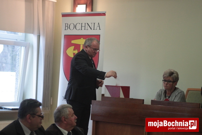 Pierwsza sesja rady miejskiej nowej kadencji, 1 XII 2014