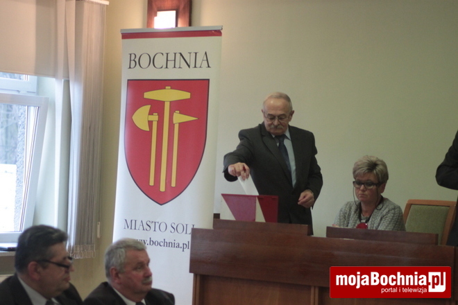 Pierwsza sesja rady miejskiej nowej kadencji, 1 XII 2014