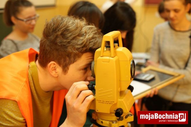 Festiwal zawodów w Zespole Szkół Nr 2, 12 II 2015