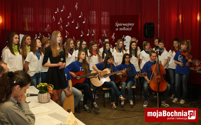 V Międzyszkolny Konkurs Poezji Śpiewanej w Zespole Szkół w Dąbrowicy, 11 III 2015