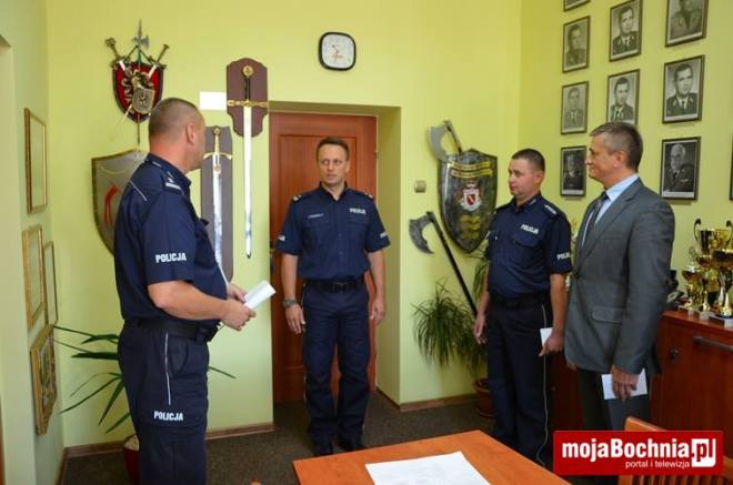 Policjanci z Bochni nagrodzeni za ujęcie zabójcy z Tarnawy