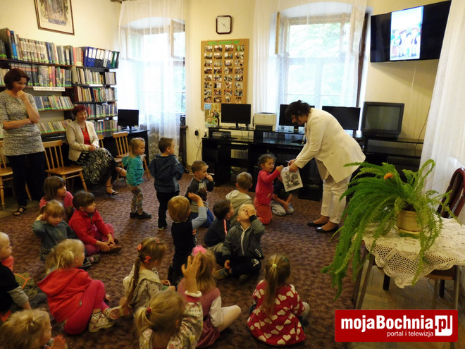 Akcja „Cały Wiśnicz Czyta dzieciom”