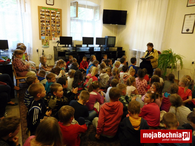 Akcja „Cały Wiśnicz Czyta dzieciom”