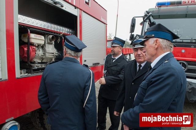 Nowy sprzęt pożarniczy dla 14 jednostek OSP
