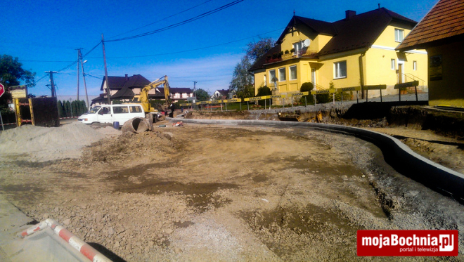 Budowa drugiego ronda w Muchówce