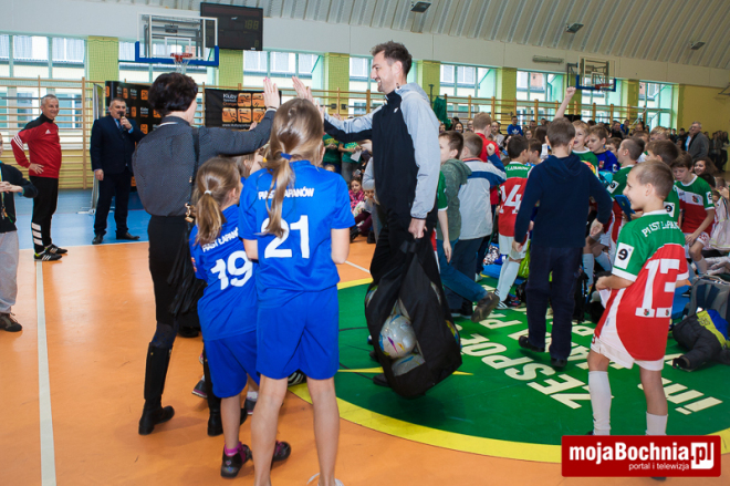Jerzy Dudek spotkał się z młodzieżą w Łapanowie, 2 XII 2015