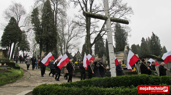 Bochnianie uczcili ofiary katastrofy smoleńskiej