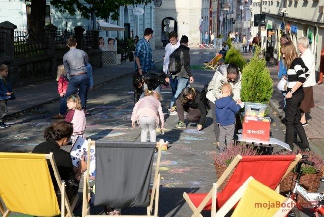Pl. św. Kingi: animacje dla rodzin na „żywej ulicy”