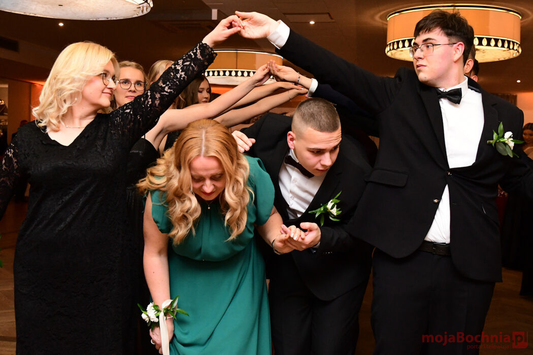 Studniówka 2026 w II LO_41