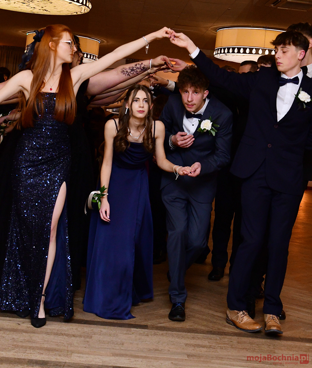 Studniówka 2026 w II LO_80