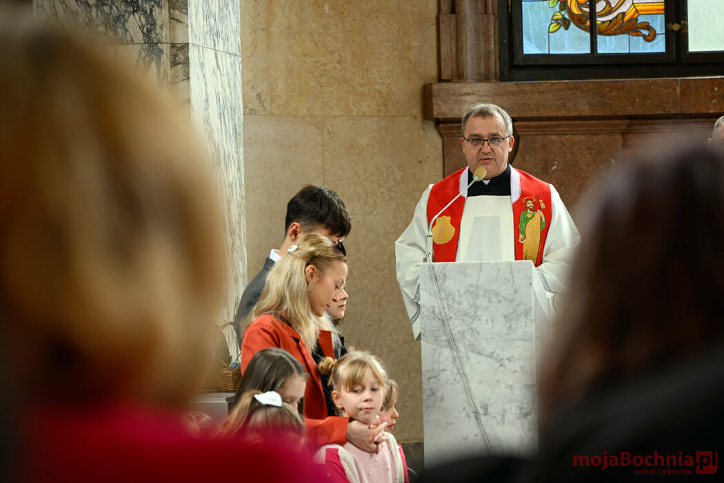 Święcenie pokarmów w pałacu Goetza – wielkanocna tradycja ponownie przyciągnęła tłumy