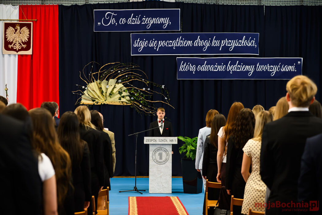 Pożegnanie maturzystów w ZS nr 1 w Bochni