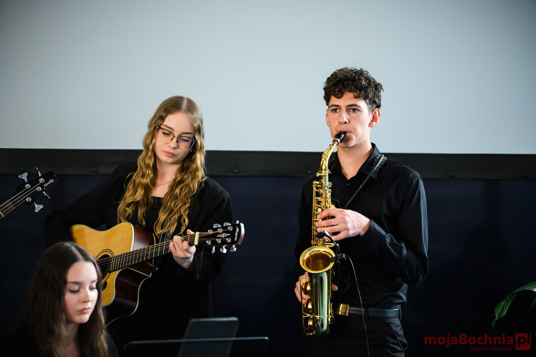 Pożegnanie maturzystów w ZS nr 1 w Bochni