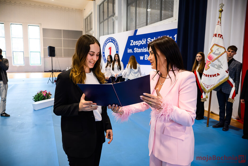 Pożegnanie maturzystów w ZS nr 1 w Bochni