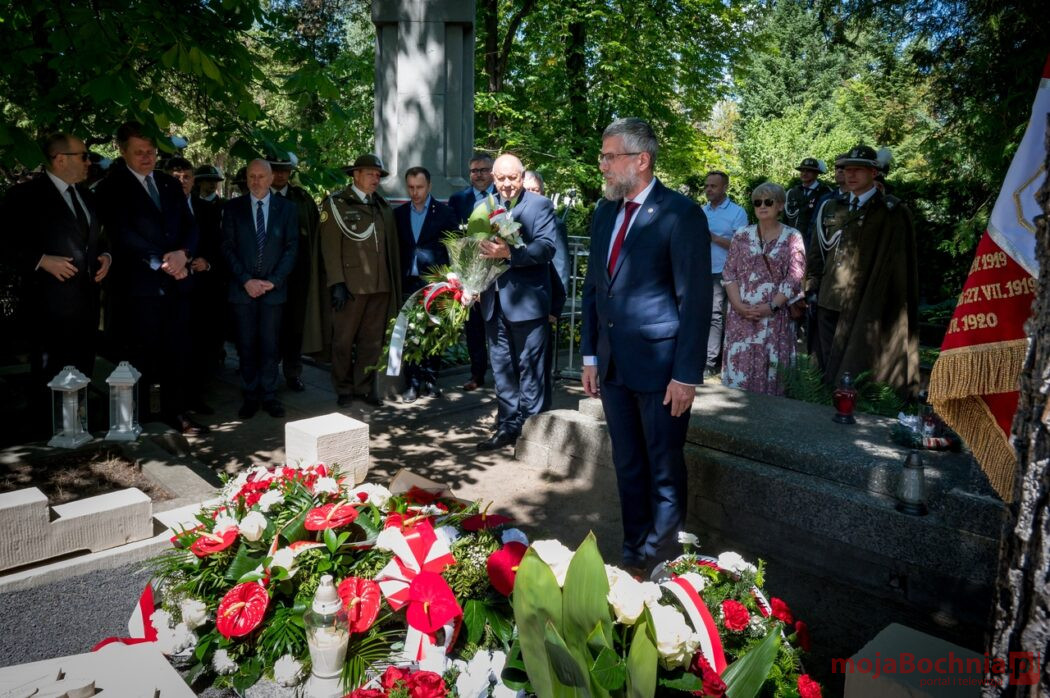 Miejsce pochówku gen. bryg. Jerzego Dobrodzickiego z tytułem Grobu Weterana Walk o Wolność i Niepodległość Polski