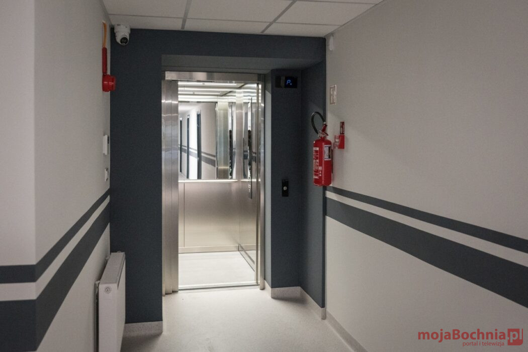 Pomieszczenia Wydziału Komunikacji niedługo będą dostępne.